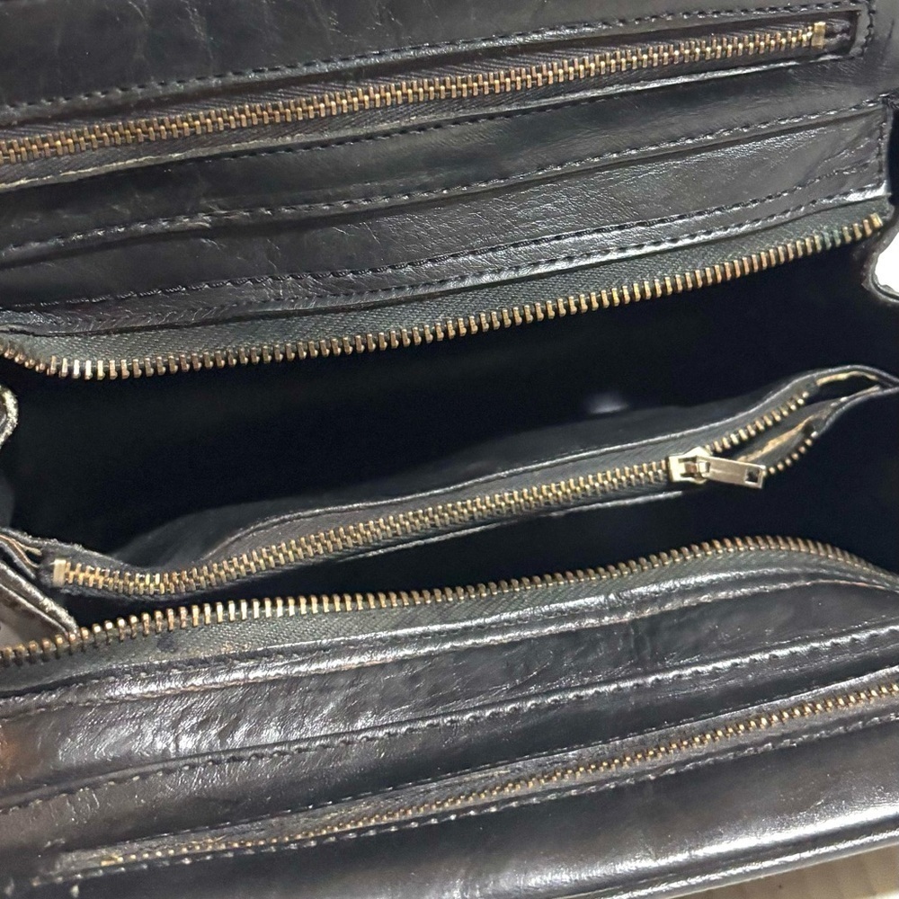 Vintage Elegant Black Leather Handbag - Picture 8 of 12